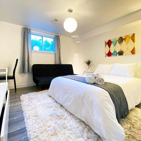 Toronto Bed & Breakfast - Free Parking Luaran gambar