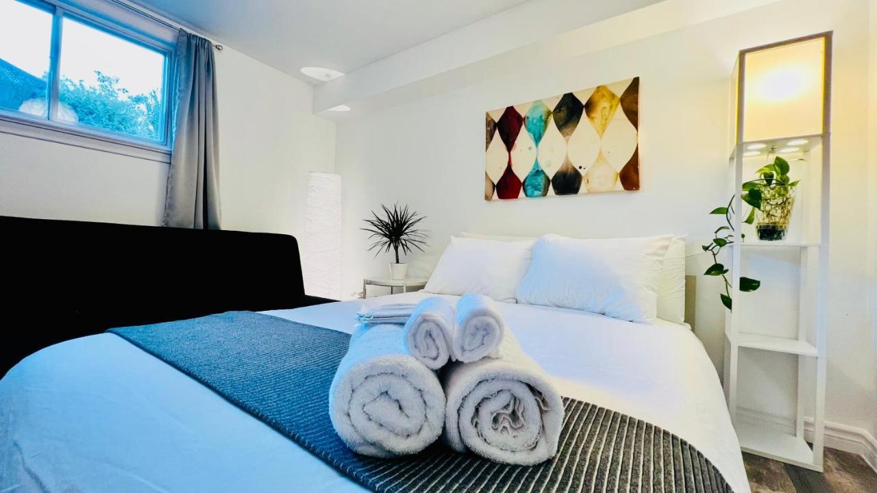 Toronto Bed & Breakfast - Free Parking Luaran gambar