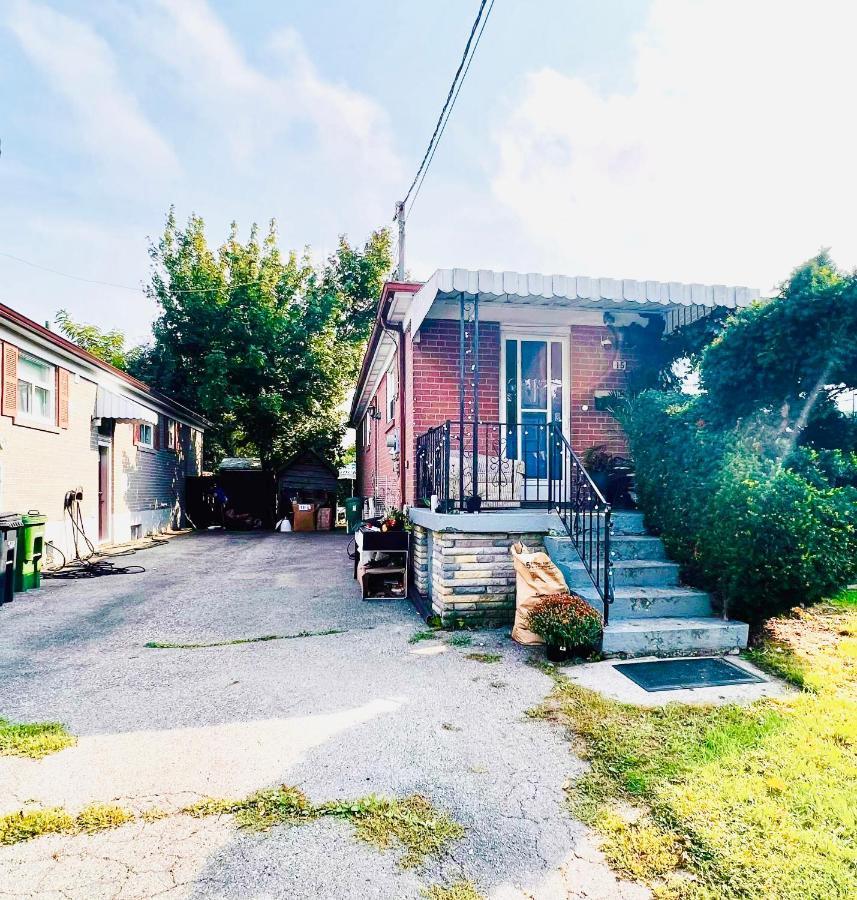 Toronto Bed & Breakfast - Free Parking Luaran gambar